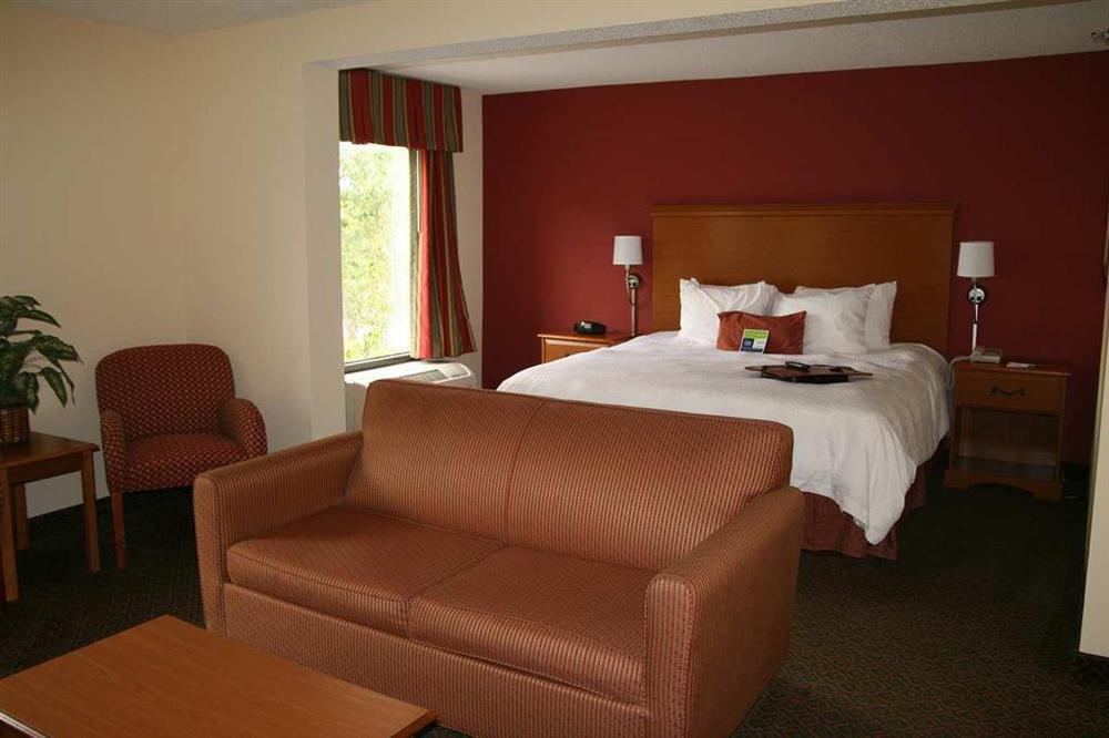 Hampton Inn Айкен Номер фото