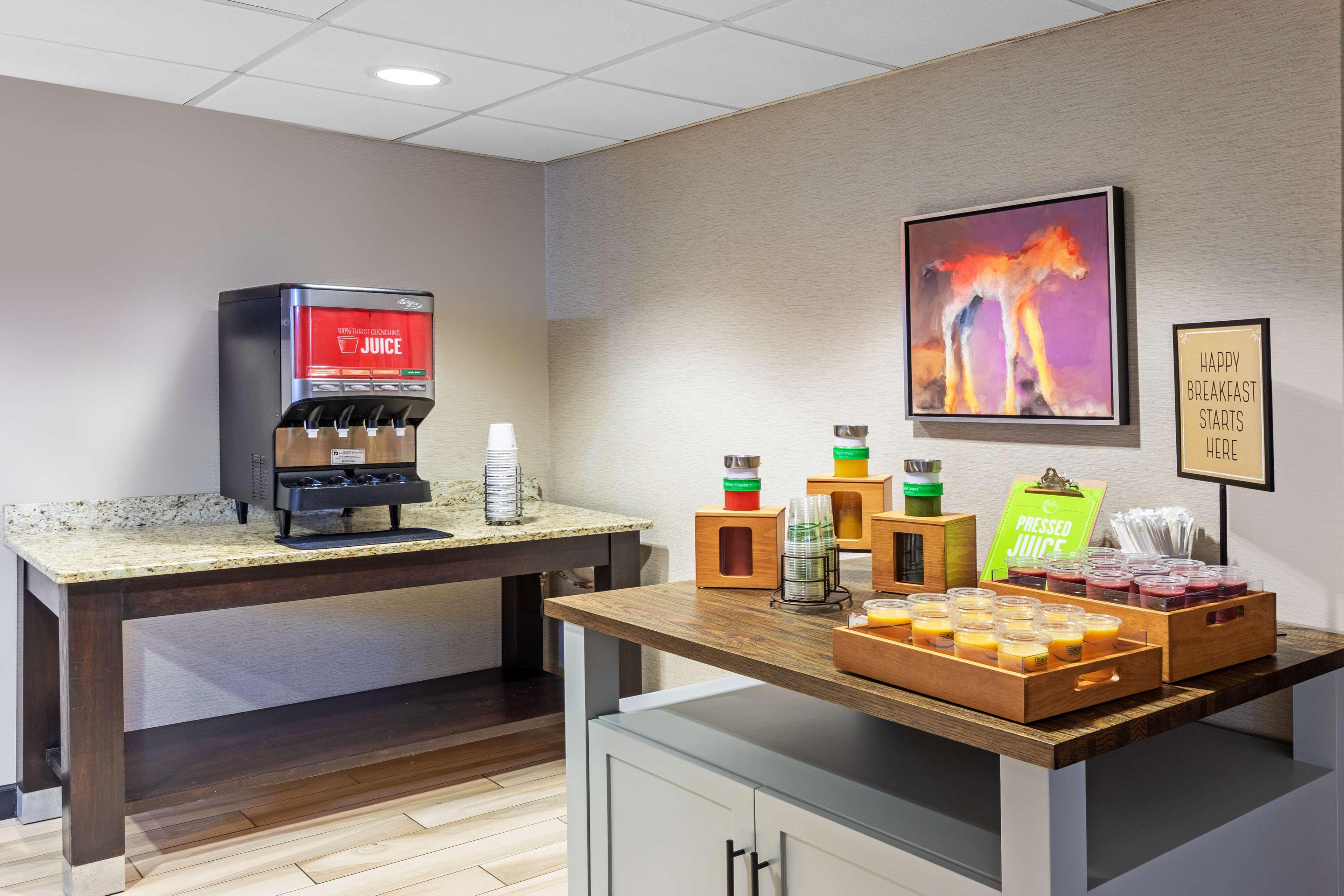 Hampton Inn Айкен Экстерьер фото