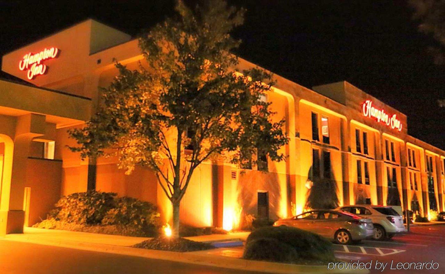 Hampton Inn Айкен Экстерьер фото