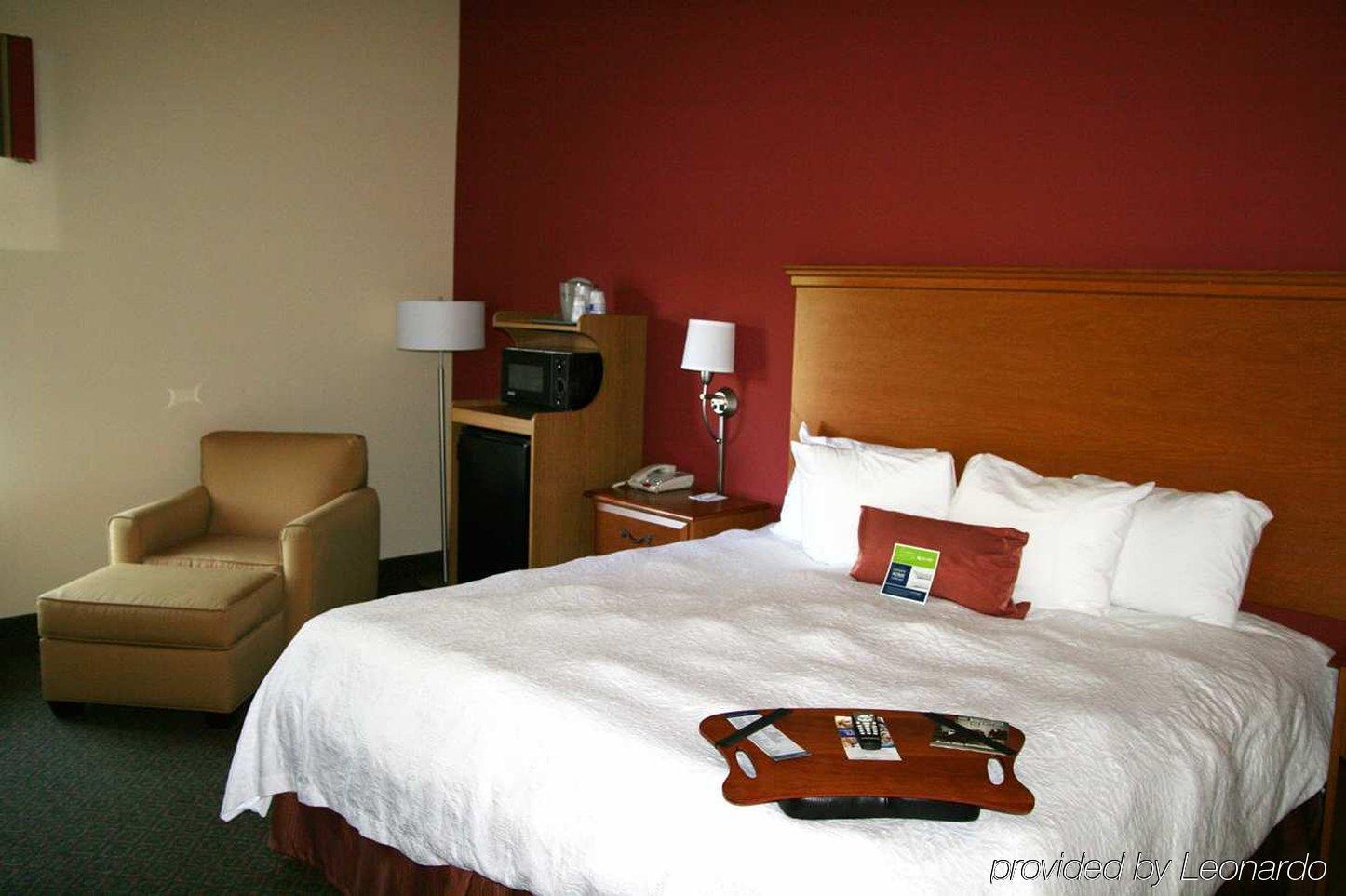Hampton Inn Айкен Экстерьер фото